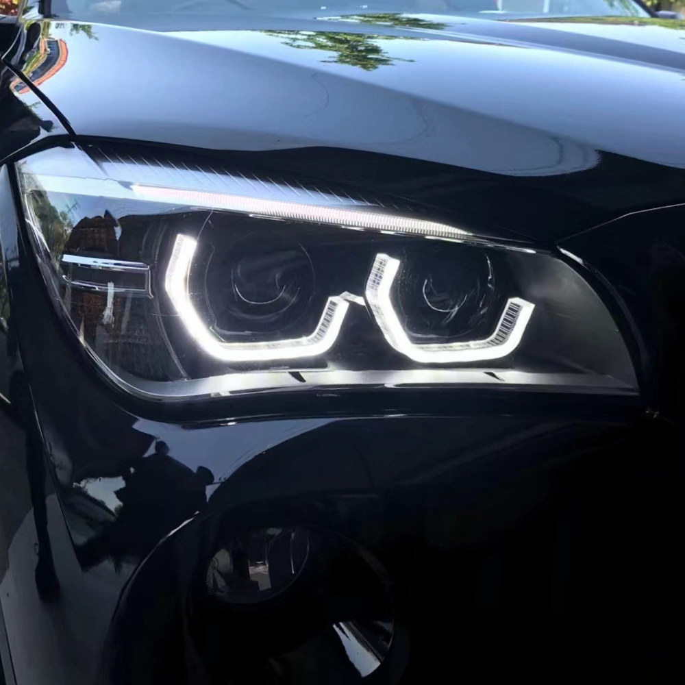 BMW X1 E84 black LED headlights installed

Phares LED BMW X1 E84 version noire installés