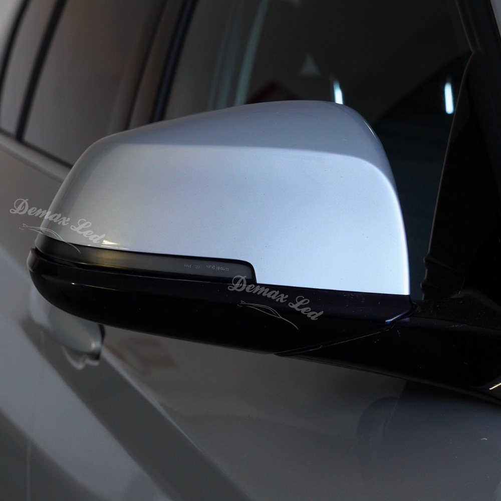 BMW Dynamic LED Turn Signal Lights – OFF detailed view – DEMAX LED | Clignotants LED dynamiques BMW – vue détaillée éteinte – DEMAX LED